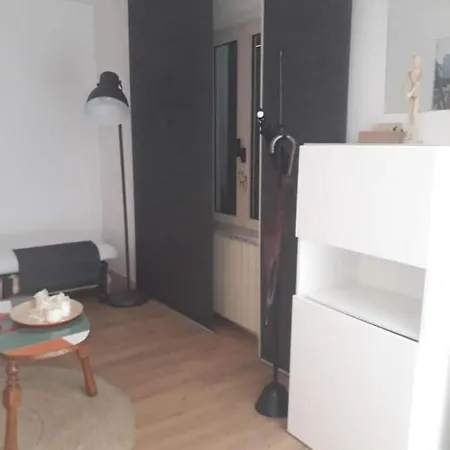 Διαμέρισμα Monolocale Moderno. Recentemente Ristrutturato